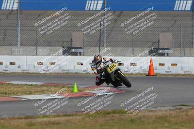 media/Nov-26-2022-Fastrack Riders (Sat) [[b001e85eef]]/Level 2/Session 3 Outside Turn 9/